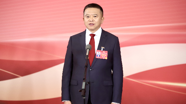 2025委員通道 | 王峰：堅(jiān)定信心 河南民營(yíng)企業(yè)前景光明