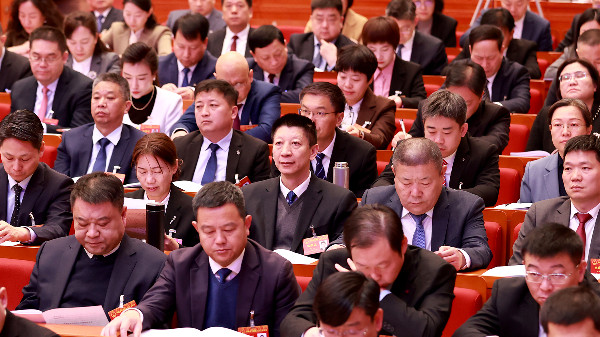 省十四屆人大二次會(huì)議代表所提89件議案、1185件建議均